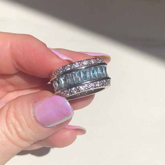 Aquamarine & Crystal Bling Band Silver Ring - Picture 3 of 8